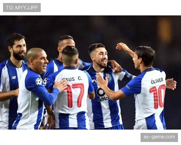 洛里昂阵容轮换引关注，教练组调整战术布局期待新突破