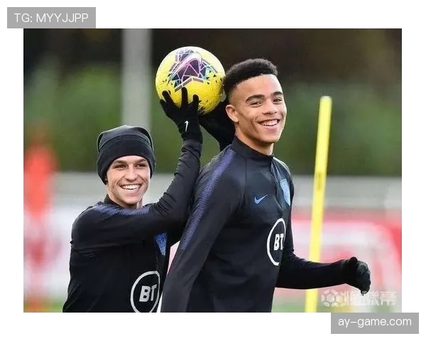 福登与格林伍德技术风格及战术角色对比分析 福登与格林伍德技术风格及战术角色对比分析